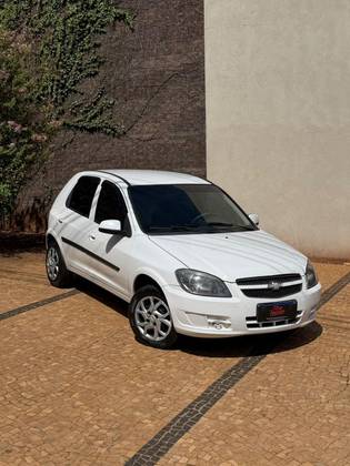 CHEVROLET CELTA 1.0 MPFI LS 8V FLEX 2P MANUAL CHEVROLET CELTA 1.0 MPFI LS 8V FLEX 2P MANUAL